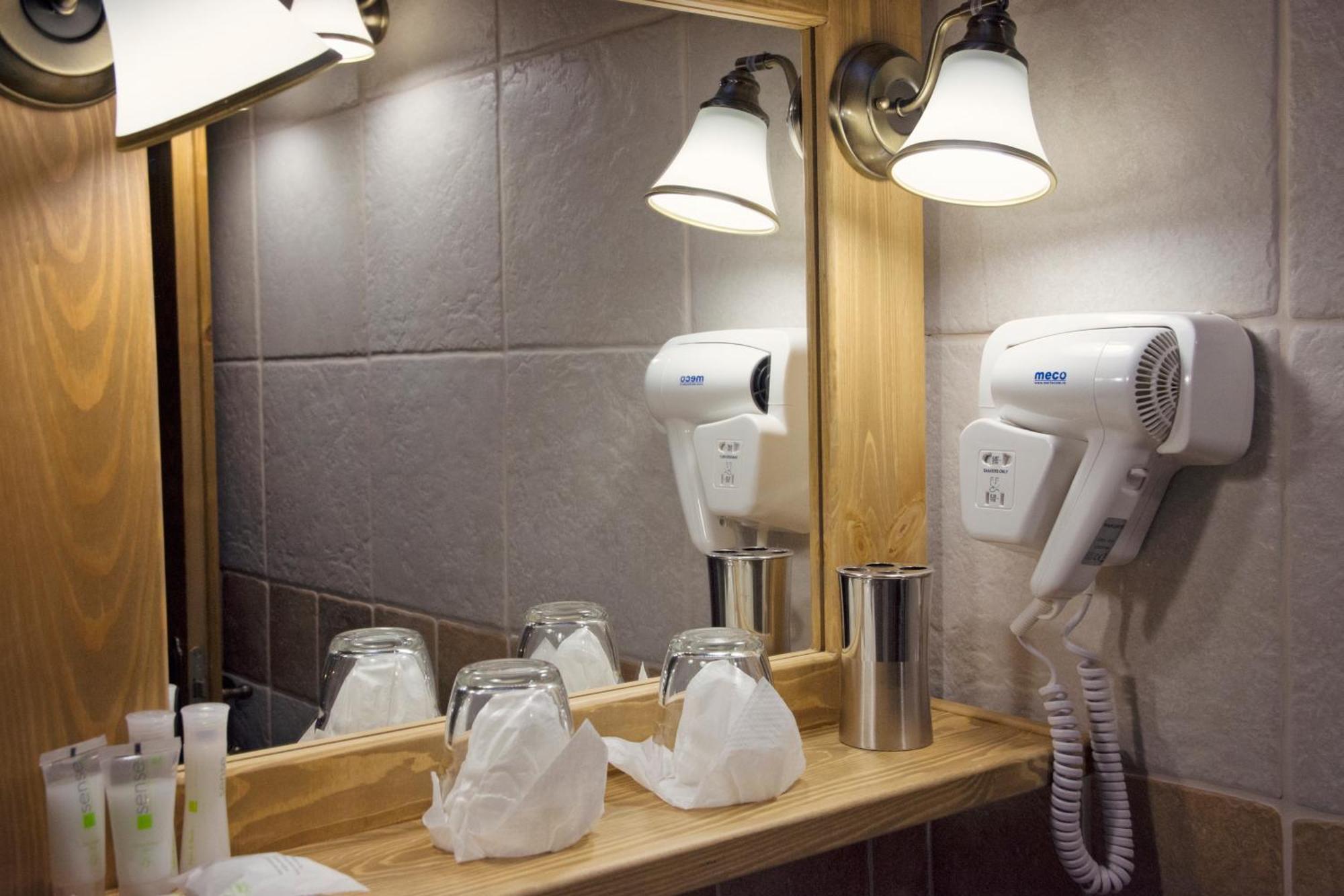 Samedru Hotel Măgura Стая снимка