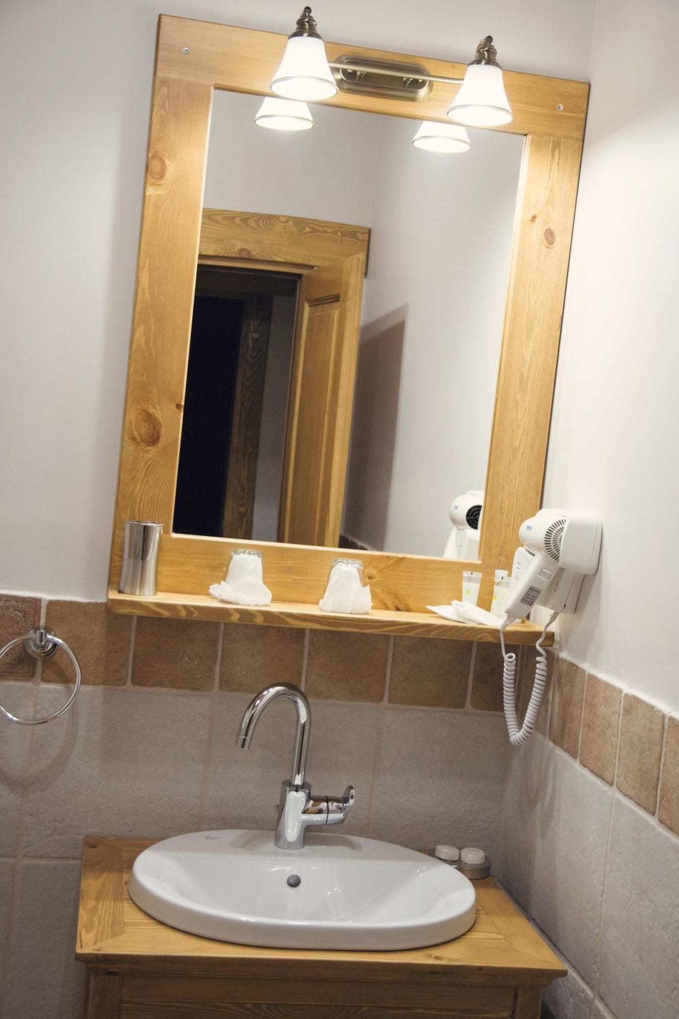 Samedru Hotel Măgura Стая снимка